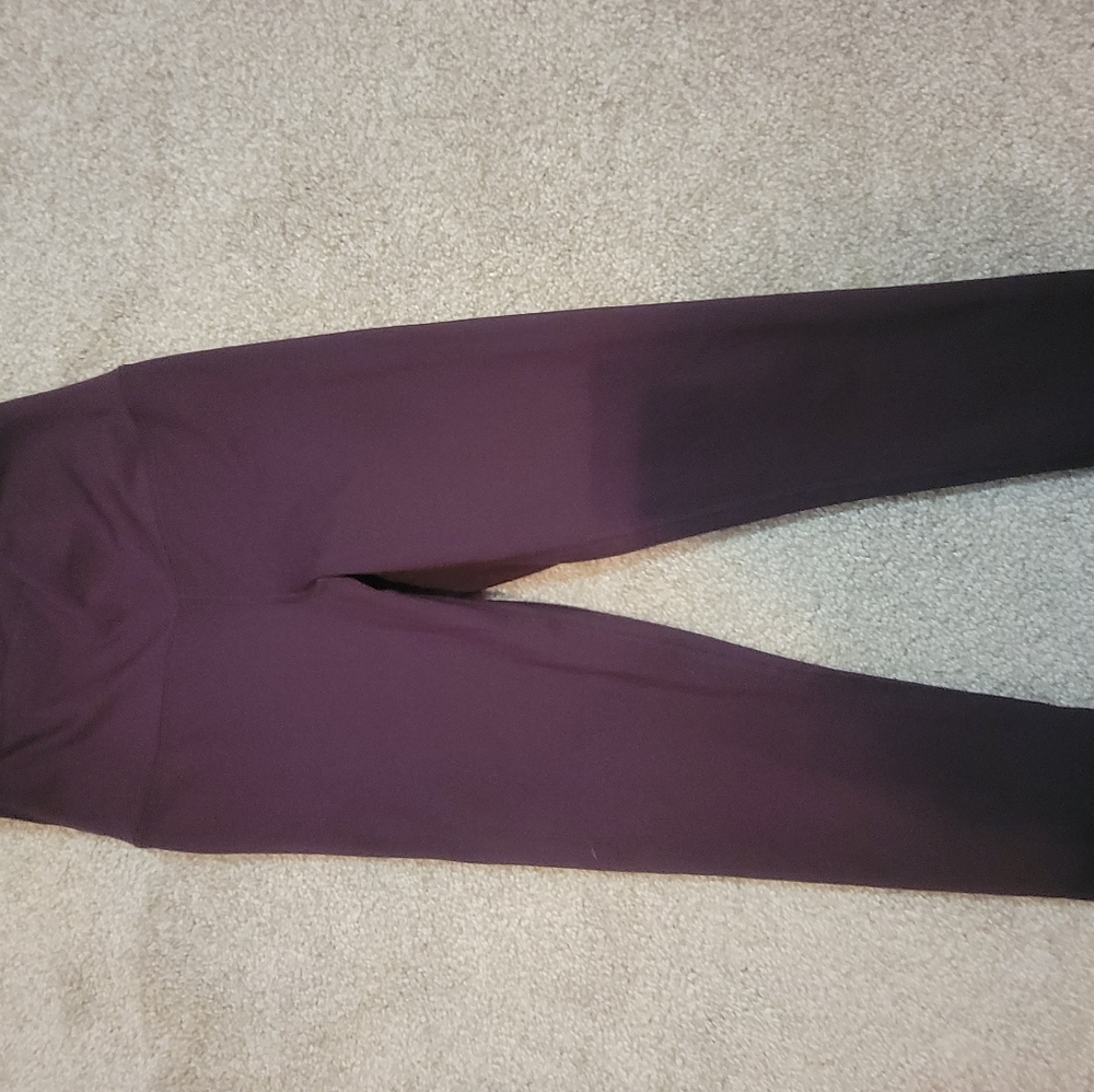 Leggings Sz S dark purple